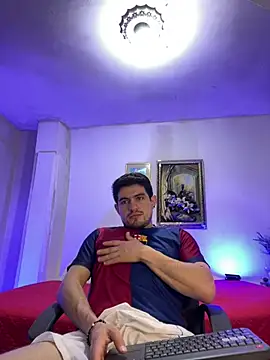 williamsmiiths16 online show from February 7, 3:16 pm