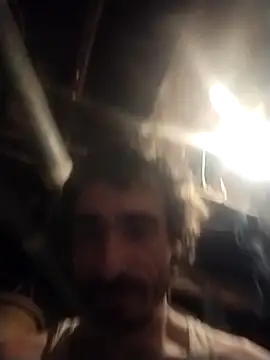 Snapshot of bigjohnson2914 chatting on February 22, 2:02 am bigjohnson2914 online show from February 22, 2:02 am