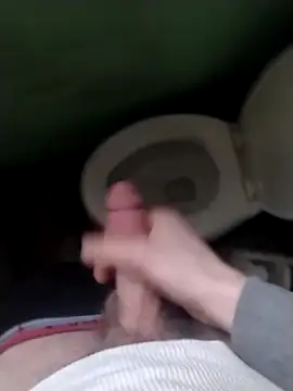 Snapshot of bigjohnson2914 chatting on March 17, 7:50 pm bigjohnson2914 online show from March 17, 7:50 pm