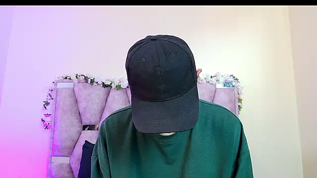 iris and damian online show from March 6, 5:20 pm