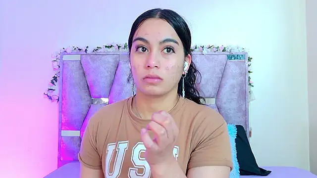 iris and damian online show from March 25, 5:08 pm