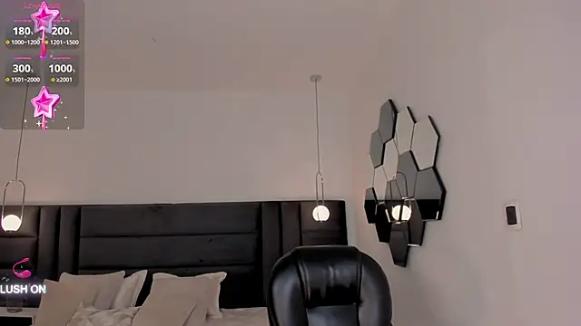 ChloeManson online show from January 18, 2:47 am