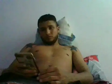 modeloxtz online show from December 22, 4:09 am