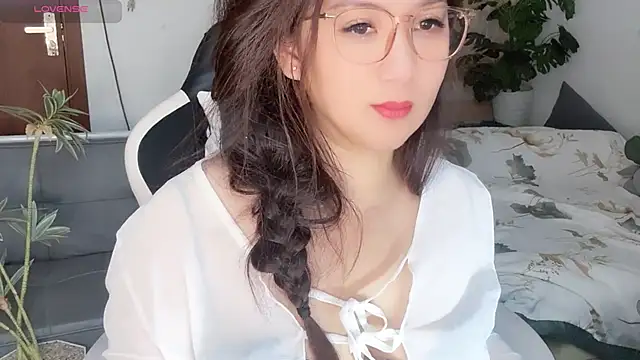 Snapshot of Ni-Ni_2K chatting on July 30, 1:37 am Ni-Ni 2K online show from July 30, 1:37 am