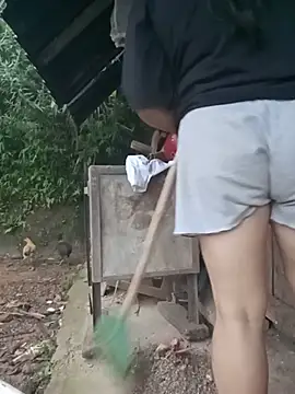 sary-hot2x online show from July 28, 11:17 am