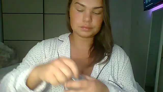 Snapshot of GEMMARMALADE chatting on July 23, 6:33 am GEMMARMALADE online show from July 23, 6:33 am