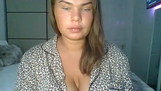 Snapshot of GEMMARMALADE chatting on July 27, 5:47 am GEMMARMALADE online show from July 27, 5:47 am