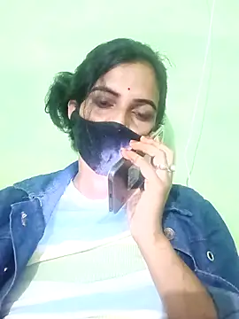 Snapshot of Big_soniya55A chatting on December 3, 10:24 am Big soniya55A online show from December 3, 10:24 am