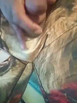 MrSquirt0nm3 online show from February 5, 1:38 pm