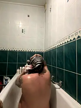 Snapshot of Naughtcherry_sexy chatting on December 15, 2:43 pm Naughtcherry sexy online show from December 15, 2:43 pm