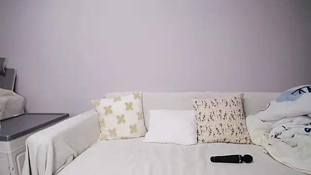 Suotomeai online show from February 12, 11:49 am