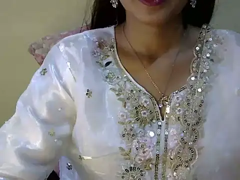 Shab M online show from May 15, 9:05 am