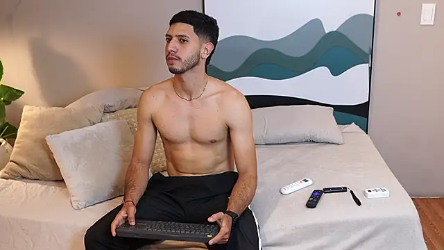 Snapshot of Thiago_Voss chatting on December 4, 12:47 pm Thiago Voss online show from December 4, 12:47 pm