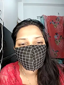 Snapshot of nila-404 chatting on December 5, 3:20 pm nila-404 online show from December 5, 3:20 pm