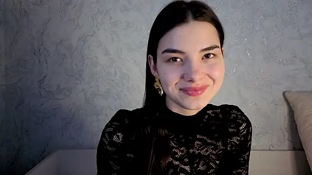 Snapshot of Laura_Sunday chatting on March 21, 10:31 am Laura Sunday online show from March 21, 10:31 am