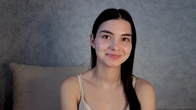 Snapshot of Laura_Sunday chatting on March 29, 9:53 am Laura Sunday online show from March 29, 9:53 am