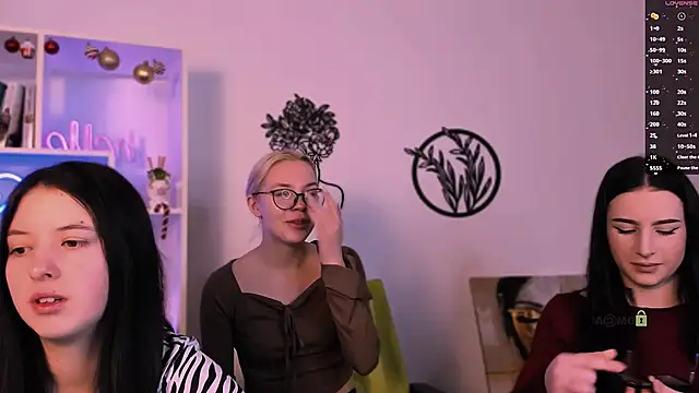 diara ti online show from January 10, 6:37 am