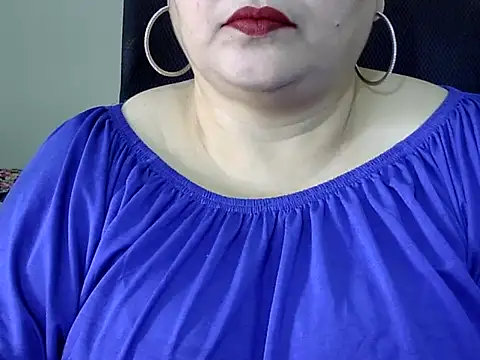 Snapshot of Soniya_Sha chatting on March 9, 7:01 am Soniya Sha online show from March 9, 7:01 am