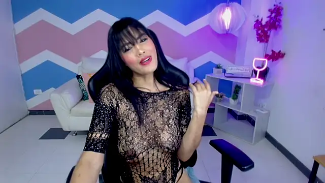 liss  greys online show from February 10, 5:50 pm