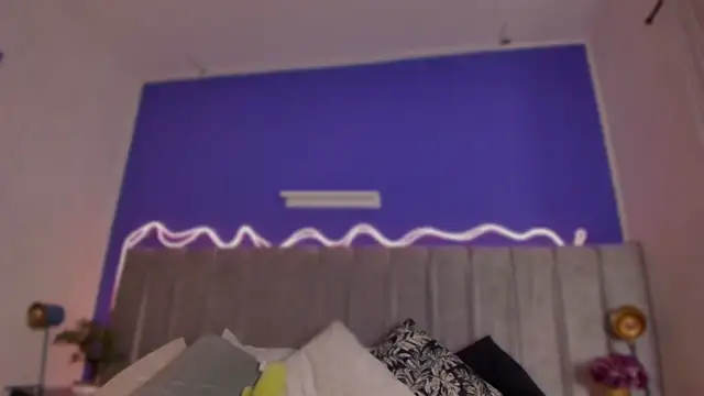 Aura sun online show from March 2, 11:50 am