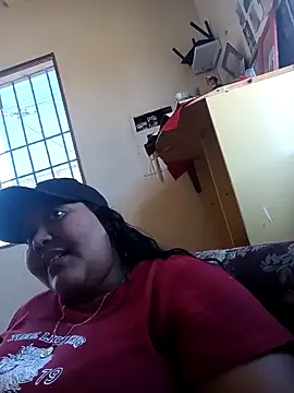 VaneandRossy online show from March 7, 6:38 pm