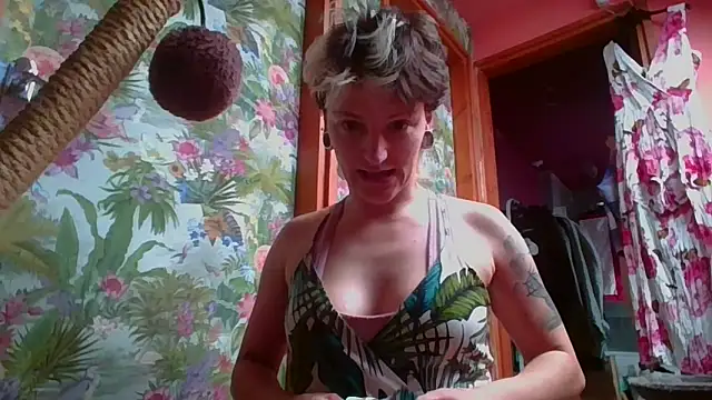AshleyBankss  online show from June 27, 9:58 am