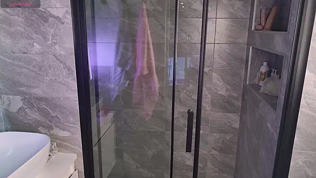 little poetryyy online show from May 21, 12:06 am