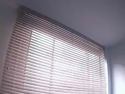 Fernanda andrew online show from June 18, 4:44 pm