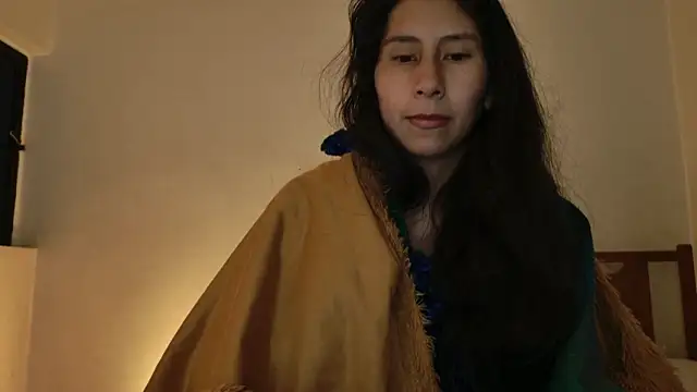 Snapshot of MoonLipsON- chatting on June 11, 2:53 am MoonLipsON- online show from June 11, 2:53 am