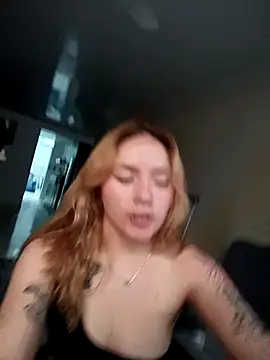 Dollvexia  online show from December 4, 9:45 pm