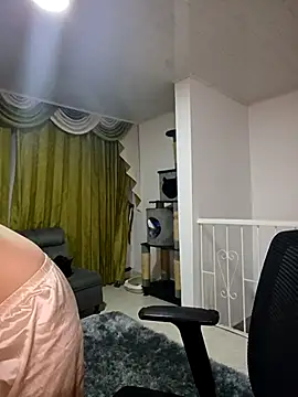 Dollvexia  online show from December 21, 3:57 am