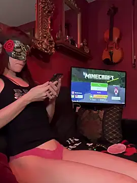 Snapshot of xoxosluttygirl chatting on February 27, 6:30 pm xoxosluttygirl online show from February 27, 6:30 pm