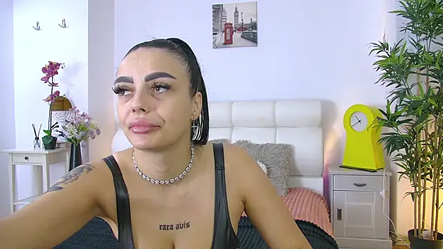 NikkyStyle online show from January 18, 6:17 am