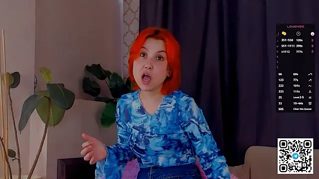 RavenOpaline online show from March 28, 6:13 am