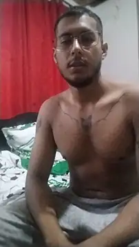 Snapshot of xElXan chatting on December 15, 9:52 pm xElXan online show from December 15, 9:52 pm