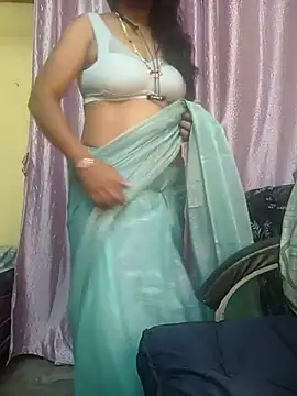 Snapshot of Preeti345 chatting on April 9, 5:07 am Preeti345 online show from April 9, 5:07 am