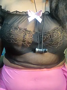 Snapshot of Preeti345 chatting on April 12, 12:32 pm Preeti345 online show from April 12, 12:32 pm