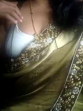 Snapshot of Preeti345 chatting on April 30, 5:36 am Preeti345 online show from April 30, 5:36 am