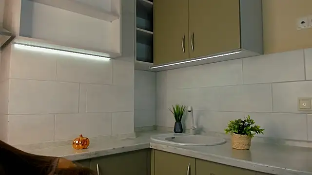 Snapshot of ObsidianVelour chatting on March 13, 3:07 pm ObsidianVelour online show from March 13, 3:07 pm