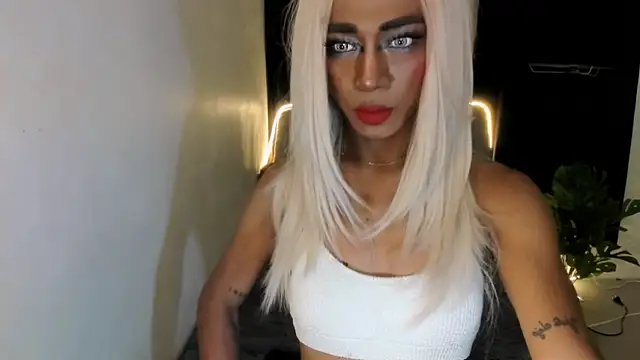 Snapshot of TsBlackHORSECOCKcalix chatting on March 16, 1:59 pm TsBlackHORSECOCKcalix online show from March 16, 1:59 pm