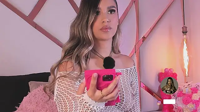 Sophie-velvet online show from March 3, 7:53 pm