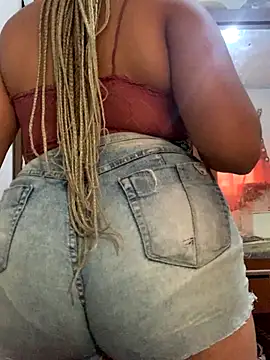 Snapshot of CorujinhaSafada chatting on December 13, 8:58 pm CorujinhaSafada online show from December 13, 8:58 pm