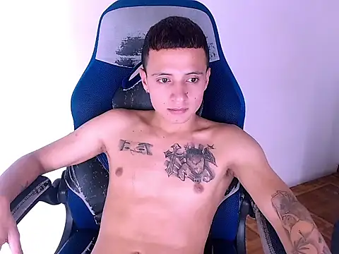 Snapshot of xx_kike_xx chatting on December 15, 12:42 pm xx kike xx online show from December 15, 12:42 pm