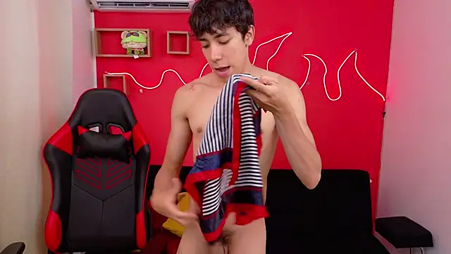 Neo Twink online show from July 31, 7:24 pm