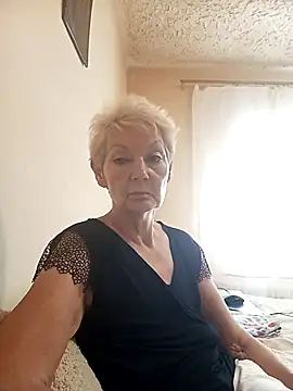 Calypso-Loove online show from July 12, 7:32 am
