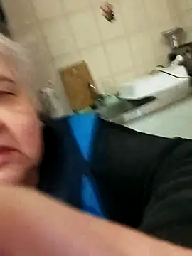 HapinessLovee online show from January 16, 9:46 am