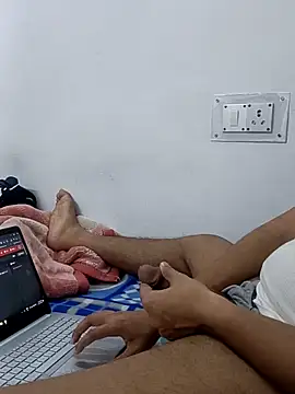 Bigdickboy2406 online show from February 16, 8:38 pm