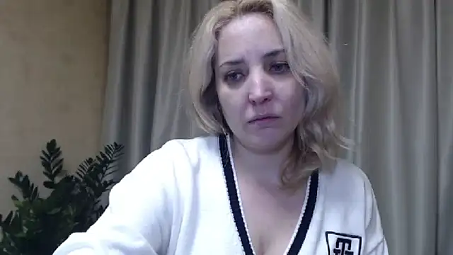 sweetpussy online show from February 13, 5:33 pm