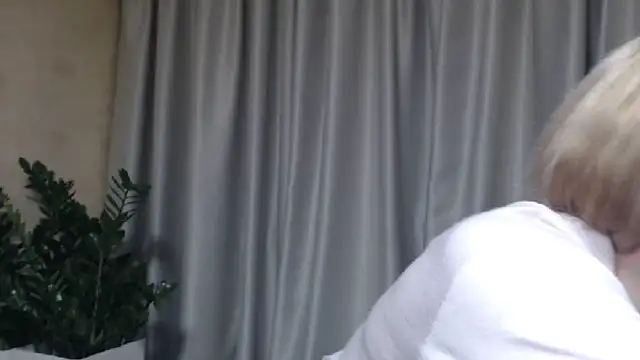 sweetpussy online show from November 7, 3:45 pm