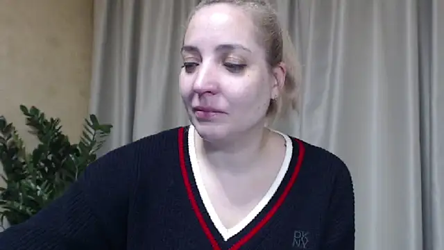 sweetpussy online show from December 5, 6:15 pm